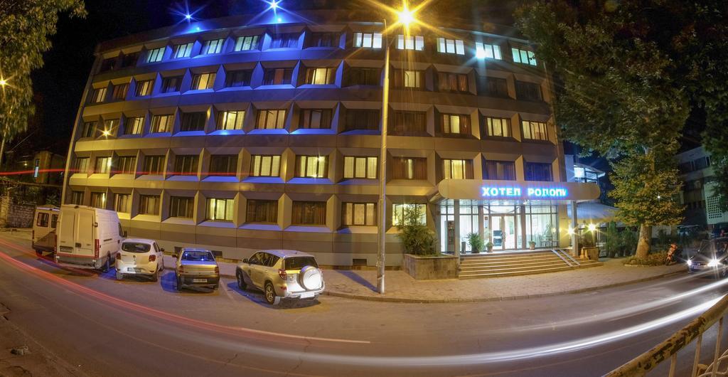 Rodopi Hotel Haskovo Bagian luar foto
