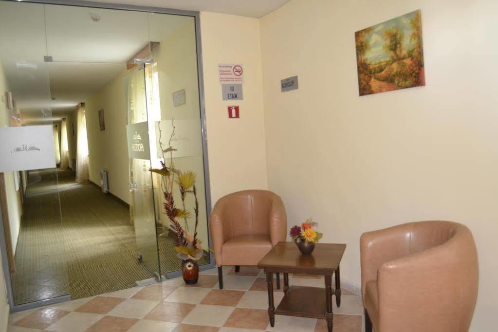 Rodopi Hotel Haskovo Bagian luar foto